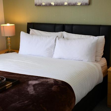 Sm Dreams Unlimited Serviced Accommodation- Stanwell-Staines-Heathrow Eksteriør billede