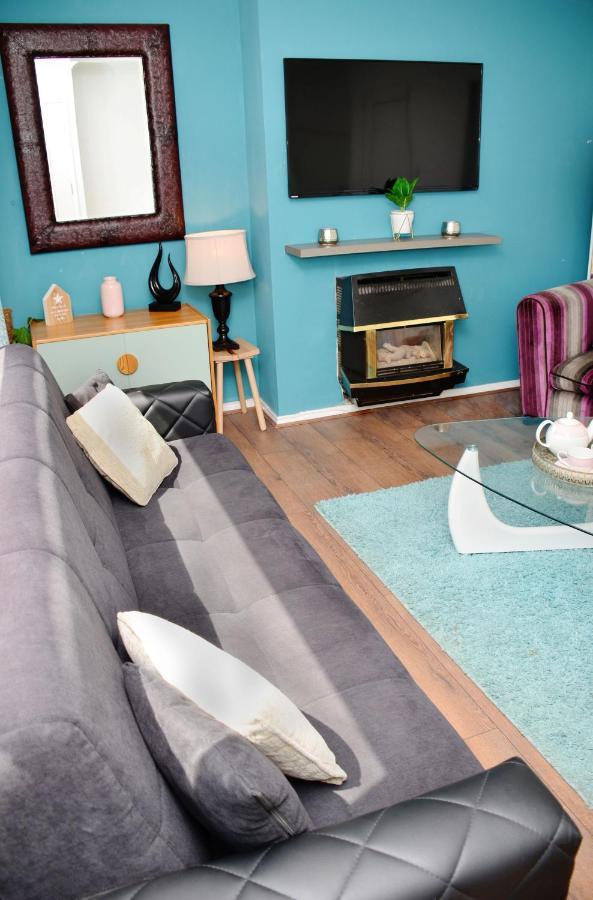 Sm Dreams Unlimited Serviced Accommodation- Stanwell-Staines-Heathrow Eksteriør billede