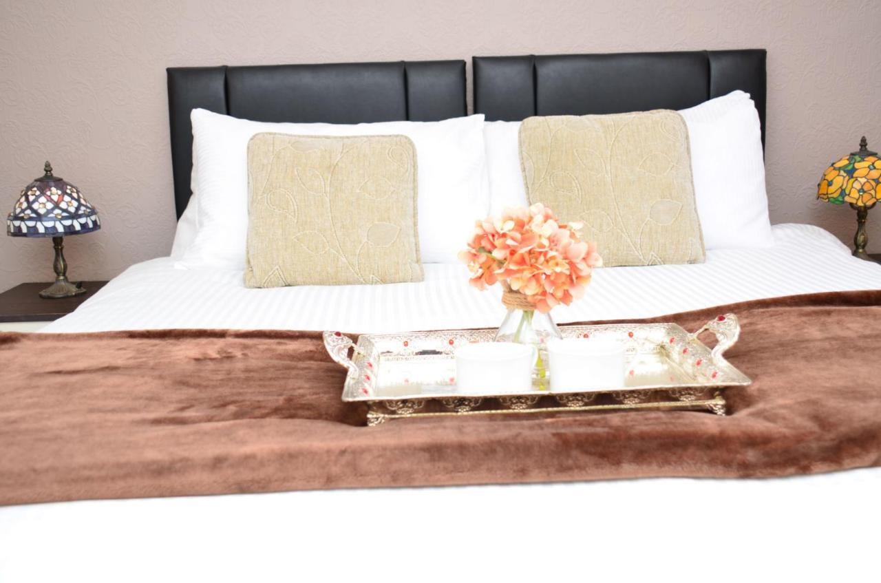 Sm Dreams Unlimited Serviced Accommodation- Stanwell-Staines-Heathrow Eksteriør billede