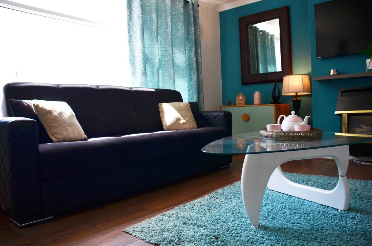 Sm Dreams Unlimited Serviced Accommodation- Stanwell-Staines-Heathrow Eksteriør billede